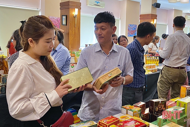 Hơn 40 sản phẩm “made in” Hà Tĩnh tham dự hội chợ tại Quảng Bình