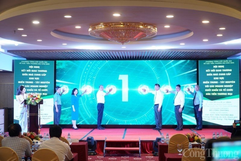 Hà Tĩnh tham gia trưng bày, giới thiệu gần 50 sản phẩm đặc trưng, tiêu biểu tại Hội nghị kết nối giao thương Khu vực miền Trung – Tây Nguyên tổ chức tại thành phố Đà Nẵng