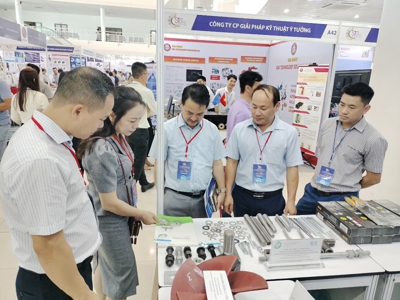 Hơn 21 sản phẩm cơ khí, công nghiệpmade in Hà Tĩnh tham gia Hội chợ triển lãm công nghiệp hỗ trợ và chế biến chế tạo năm 2023 tại Đà Nẵng