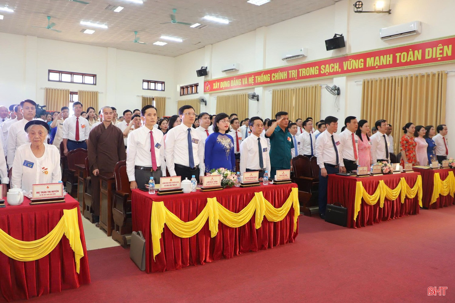 Phó Bí thư Thường trực Tỉnh ủy Trần Thế Dũng dự Đại hội Đảng bộ phường Trần Phú