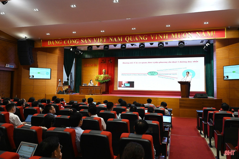 Nâng cao chất lượng công tác tham mưu, phục vụ của văn phòng cấp ủy trong kỷ nguyên chuyển đổi số