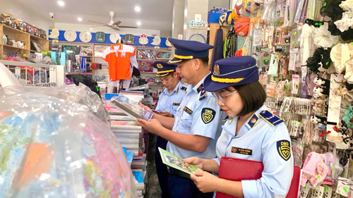 Chi cục QLTT tỉnh Hà Tĩnh: Tăng cường công tác tuyên truyền, kiểm tra, xử lý mặt hàng sách giáo khoa và thiết bị trường học trước thềm khai giảng năm học mới