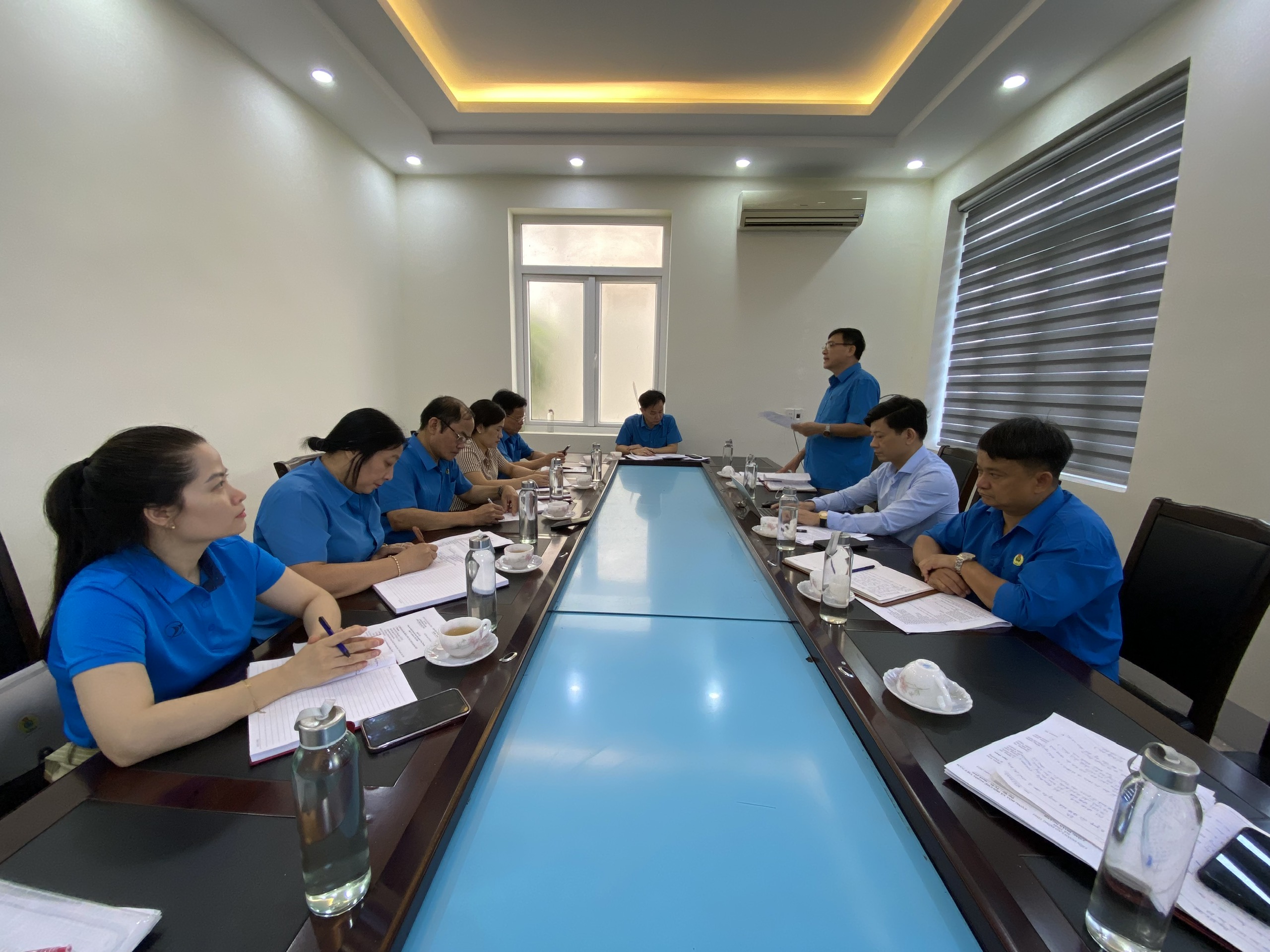 Đoàn công tác LĐLĐ tỉnh làm việc với CĐN Công Thương về công tác chuẩn bị đại hội nhiệm kỳ 2023-2028