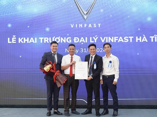 VinFast khai trương đại lý xe tại Hà Tĩnh