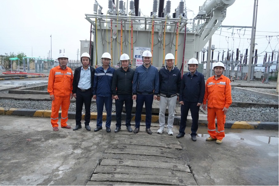 Hòa lưới MBA T2 TBA 110kV Vũng Áng - Tăng lực cấp điện cho khu vực